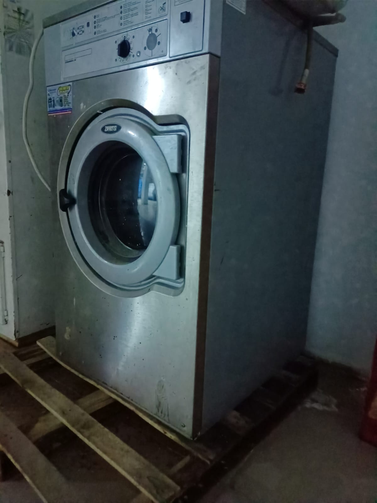 Zanussi Çamaşır Makinesi