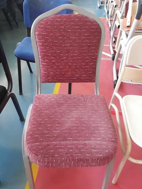 Sandalye (Muhtelif Cins)